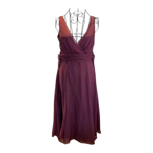 Watters Wine chiffon bridesmaid dresses. 2 available!! Size 6 and 12 - Picture 1 of 8